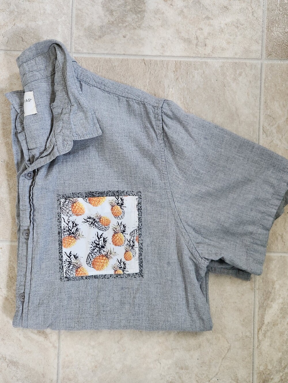 On the Byas Short-Sleeve Button-Up Shirt with Pineapple Chest Pocket - Size XL